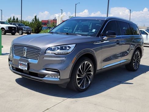 Certified 2023 Lincoln Aviator Reserve w/ Equipment Group 201A AWD/4WD image 4