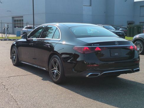 Used 2025 Mercedes-Benz E 450 4MATIC Sedan image 4