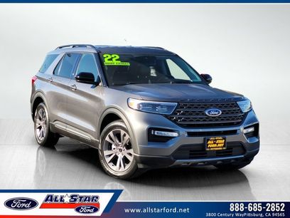 Certified 2022 Ford Explorer XLT w/ Equipment Group 202A