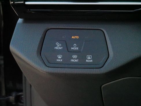 Certified 2023 Volkswagen ID.4 Pro S AWD/4WD image 26