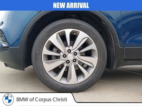 Used 2020 Buick Encore Preferred w/ Safety Package FWD image 5