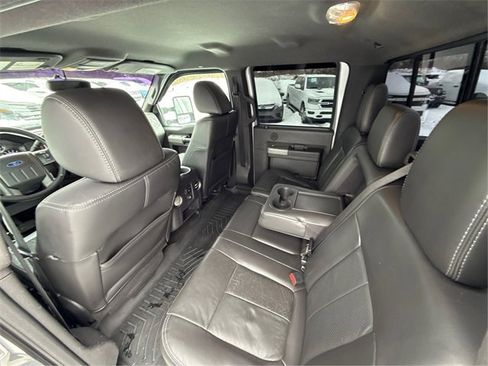 Used 2011 Ford F250 Lariat w/ Lariat Interior Pkg image 36