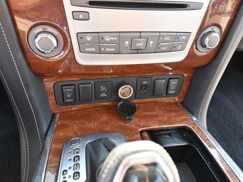 Used 2019 INFINITI QX80 Luxe w/ Proassist Package image 31