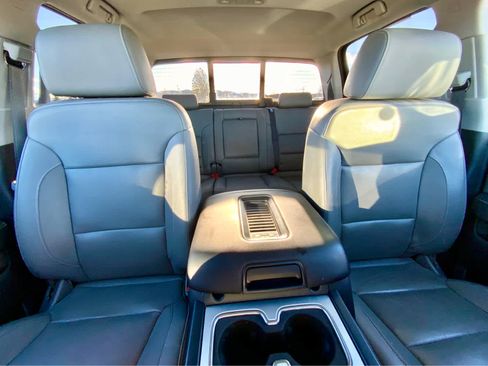 Used 2018 GMC Sierra 1500 SLT w/ SLT Preferred Package image 30