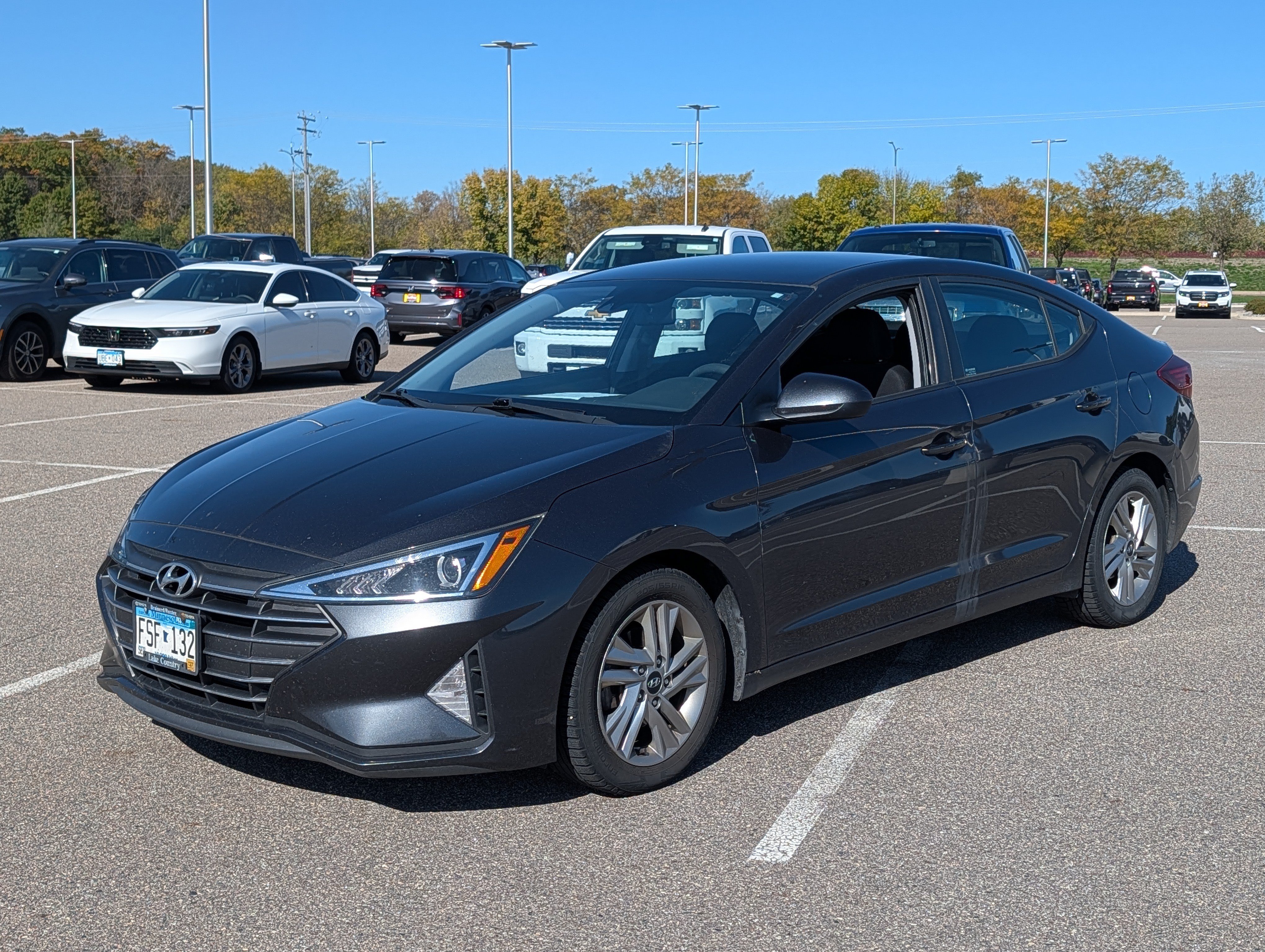 Used 2020 Hyundai Elantra SEL w/ Cargo Package (C1) FWD image 2