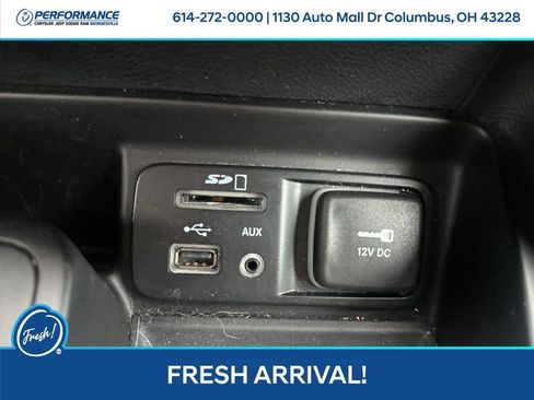 Used 2017 Jeep Cherokee Latitude w/ Safety/Convenience Group image 24