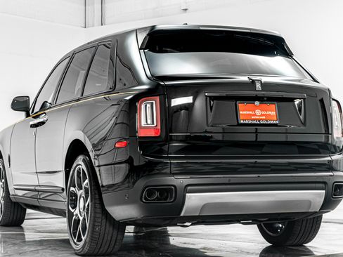 Used 2023 Rolls-Royce Cullinan Black Badge w/ Driver's Package AWD/4WD image 7