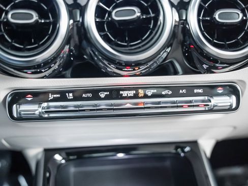 Certified 2026 Mercedes-Benz GLA 250 4MATIC image 15