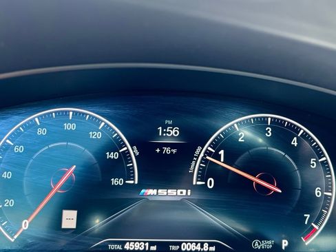 Used 2019 BMW M550i xDrive w/ Dynamic Handling Package image 33