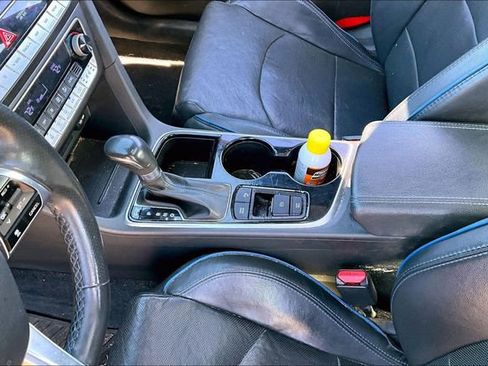 Used 2018 Hyundai Sonata Limited image 15