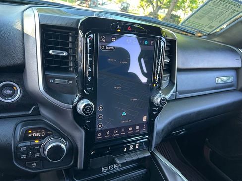Certified 2025 RAM 1500 Big Horn AWD/4WD image 18