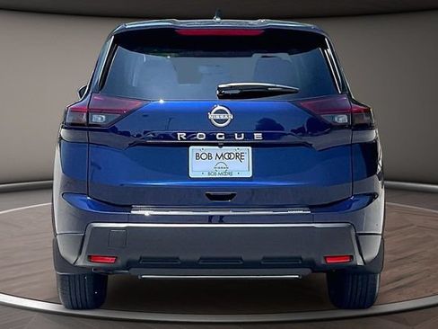 New 2026 Nissan Rogue SV w/ Cold Weather Package FWD image 4