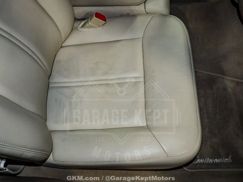 Used 2010 Lincoln Town Car Signature Limited image 76