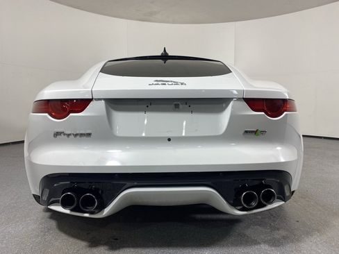 Used 2017 Jaguar F-TYPE R image 7