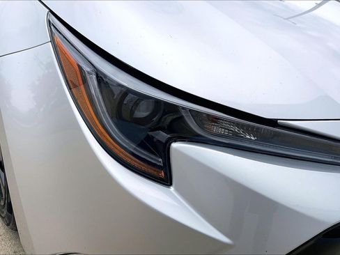 Used 2024 Toyota Corolla LE FWD image 32