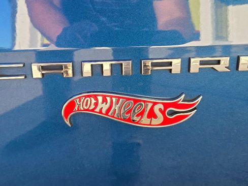 Used 2013 Chevrolet Camaro SS w/ Hot Wheels Special Edition RWD image 15