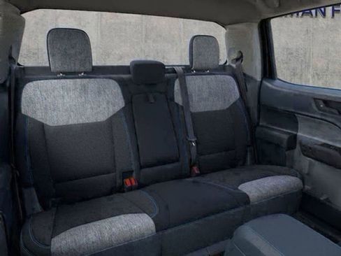 New 2025 Ford Maverick XLT image 36