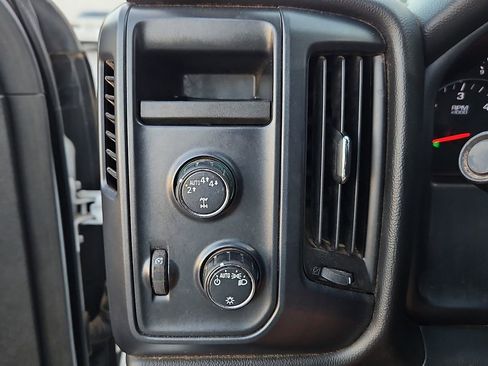 Used 2018 Chevrolet Silverado 1500 W/T w/ Special Service Package image 22