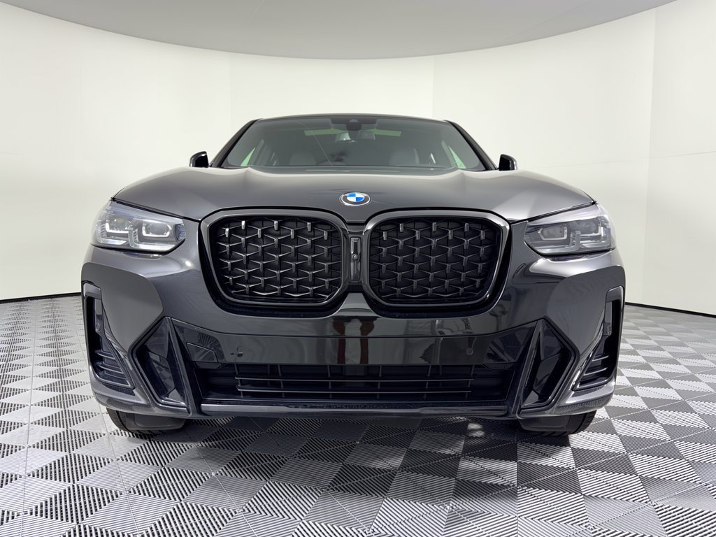 Used 2024 BMW X4 xDrive30i w/ M Sport Package AWD/4WD image 6