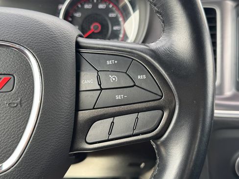 Used 2022 Dodge Charger SXT image 13