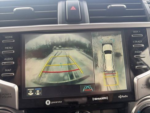 Used 2022 Toyota 4Runner SR5 Premium w/ Moonroof Package image 9