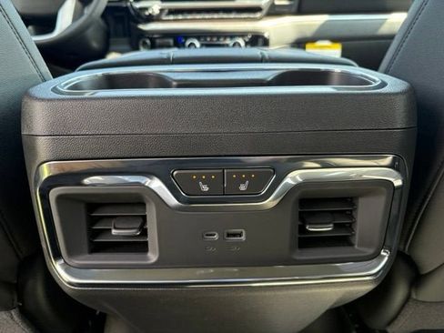New 2026 GMC Sierra 1500 SLT w/ SLT Premium Package AWD/4WD image 17