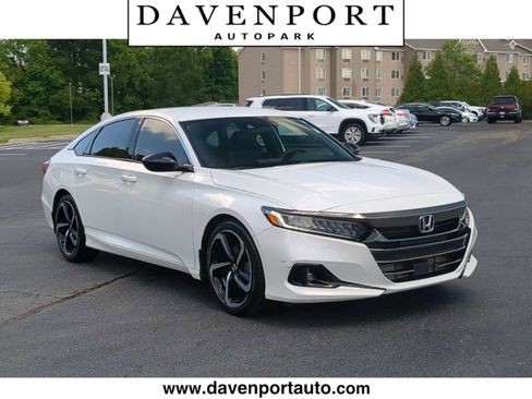 Used 2022 Honda Accord Sport image 1