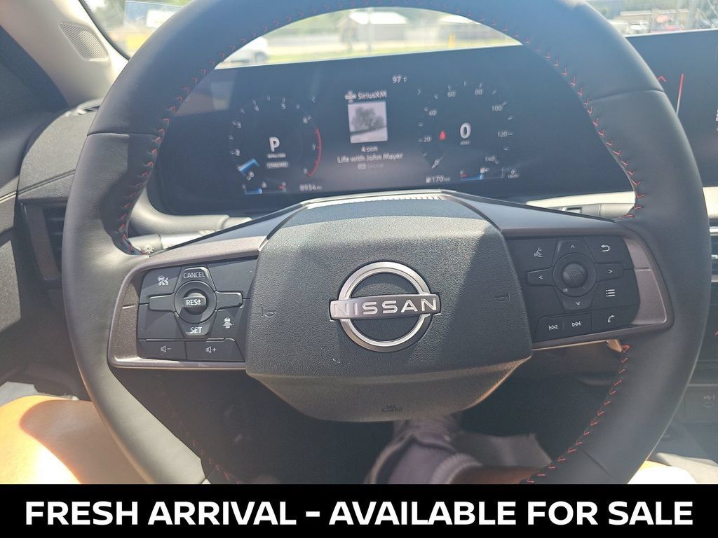 Used 2026 Nissan Sentra SR w/ Floor Mat Package FWD image 9