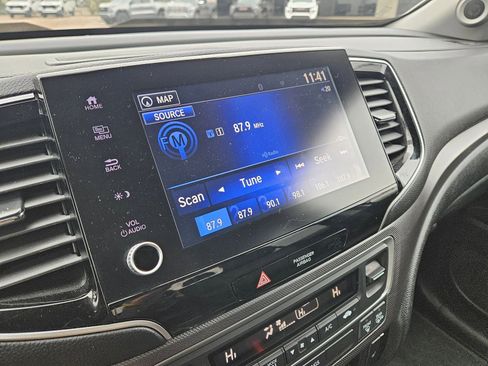 Used 2023 Honda Ridgeline RTL-E image 19