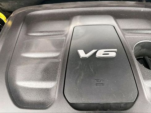 Used 2019 Jeep Grand Cherokee Limited image 32