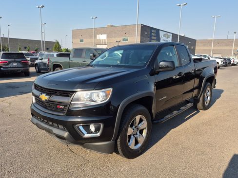 Used 2015 Chevrolet Colorado Z71 AWD/4WD image 8