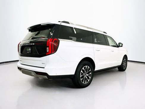 Used 2025 Ford Expedition Max Platinum image 9