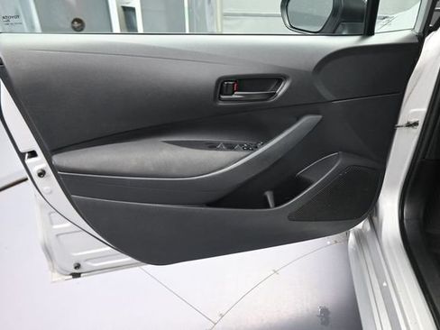Used 2024 Toyota Corolla LE FWD image 20