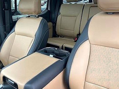 New 2025 Ford F350 Lariat w/ Lariat Ultimate Package AWD/4WD image 28