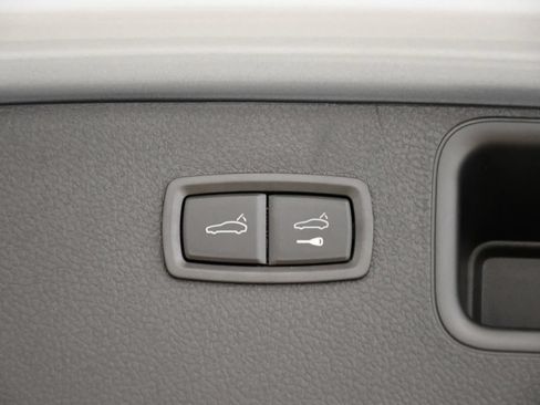 Certified 2026 Porsche Macan AWD/4WD image 59