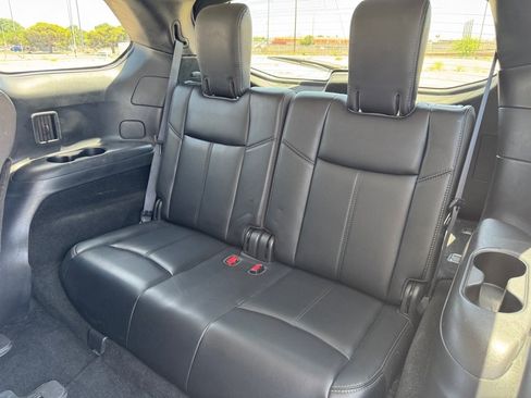Used 2020 Nissan Pathfinder SL image 15