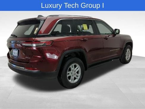 Used 2022 Jeep Grand Cherokee Laredo w/ Luxury Tech Group I image 6