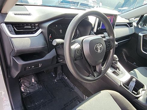 Certified 2025 Toyota RAV4 XLE AWD/4WD image 11