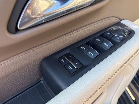 Used 2023 GMC Yukon Denali w/ Max Trailering Package image 11