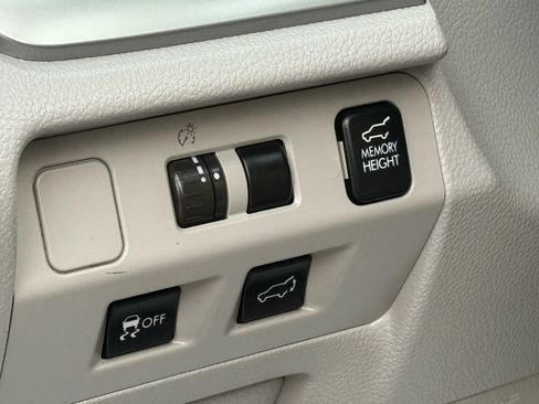 Used 2015 Subaru Forester 2.5i Touring w/ Popular Package #2 image 21