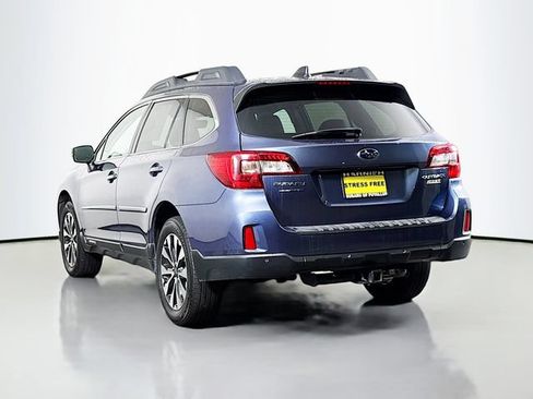 Used 2017 Subaru Outback 2.5i Limited AWD/4WD image 5