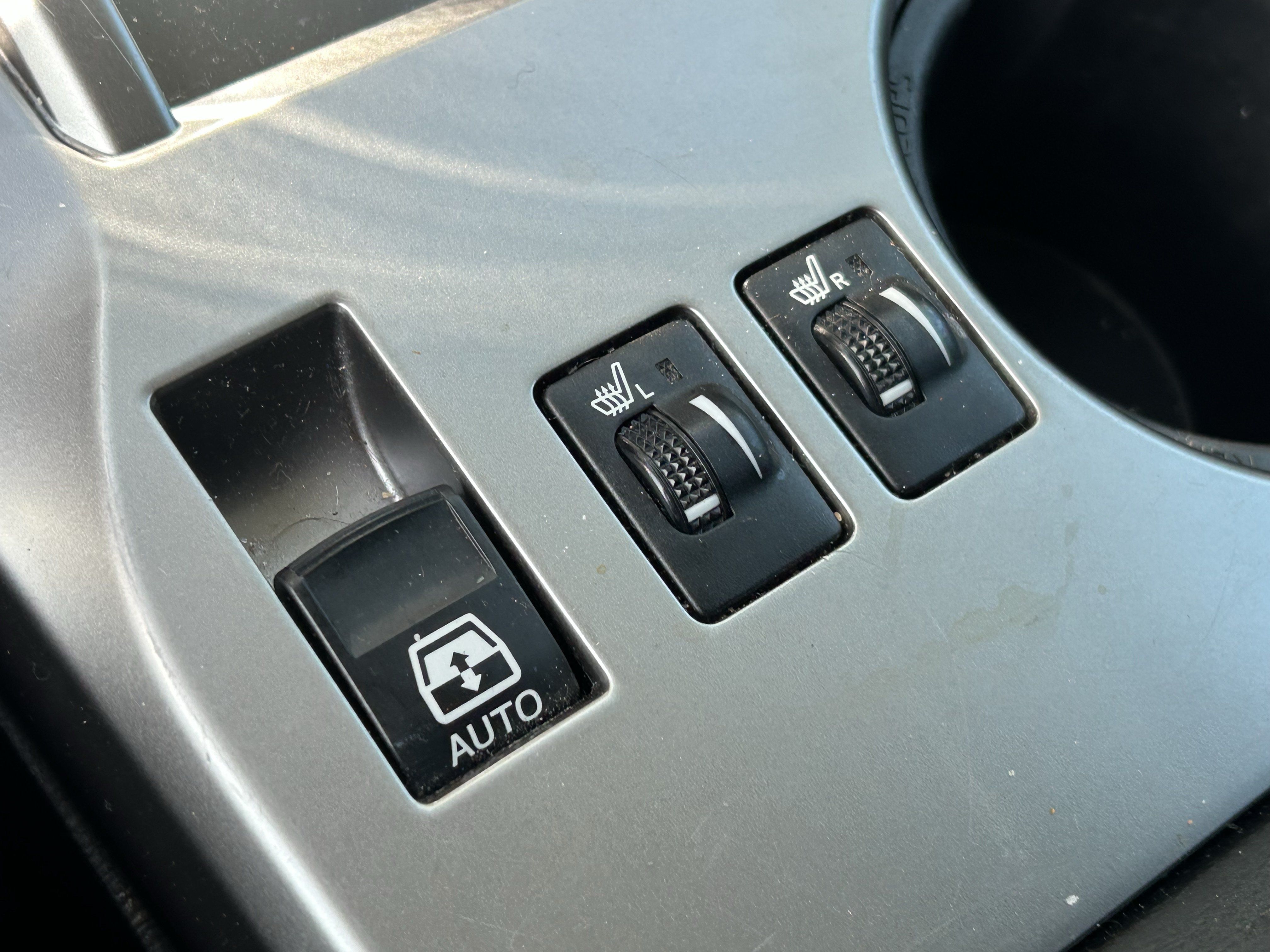Used 2023 Toyota 4Runner SR5 Premium w/ Moonroof Package RWD image 6