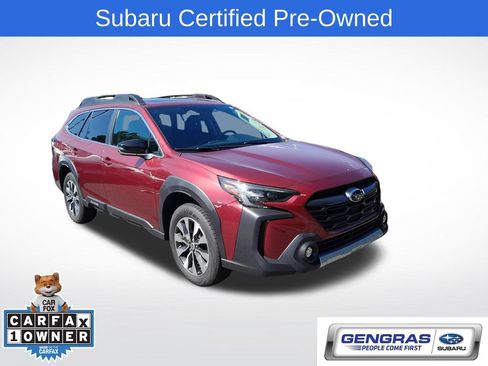 Certified 2025 Subaru Outback Limited AWD/4WD image 1