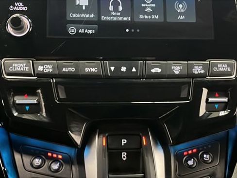 Used 2023 Honda Odyssey Elite image 18