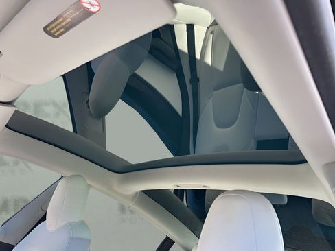 Used 2020 Tesla Model 3 Long Range image 11