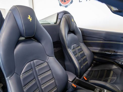 Used 2018 Ferrari 488 Spider RWD image 37