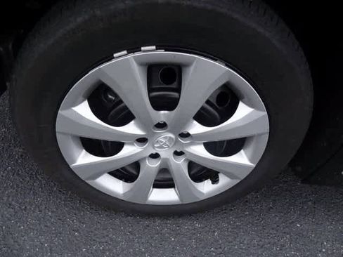 Certified 2024 Toyota Corolla LE image 19