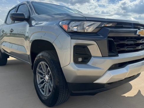 Used 2023 Chevrolet Colorado LT w/ LT Convenience Package RWD image 12
