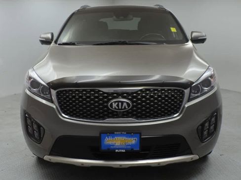 Used 2016 Kia Sorento SX w/ SXL Technology Package AWD/4WD image 3