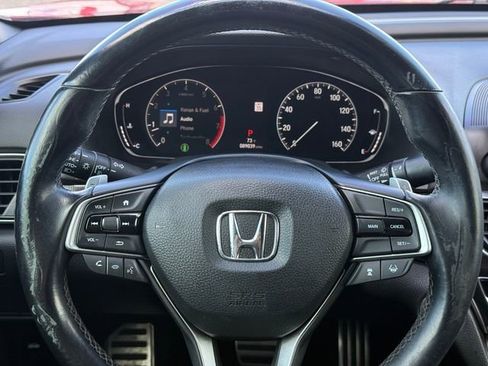 Used 2018 Honda Accord Sport image 11